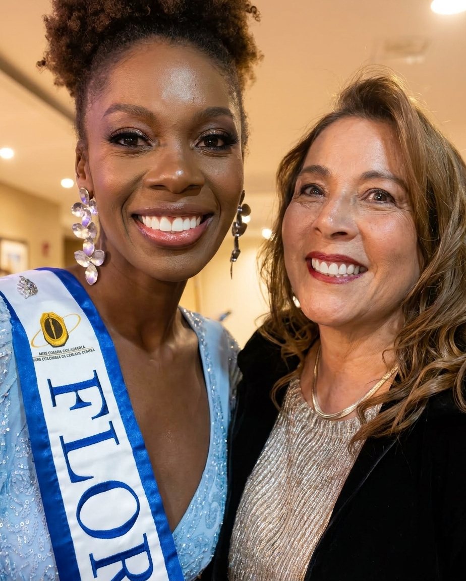 La reina de Florencia con su sonrisa actual, junto a la Dra. Adriana