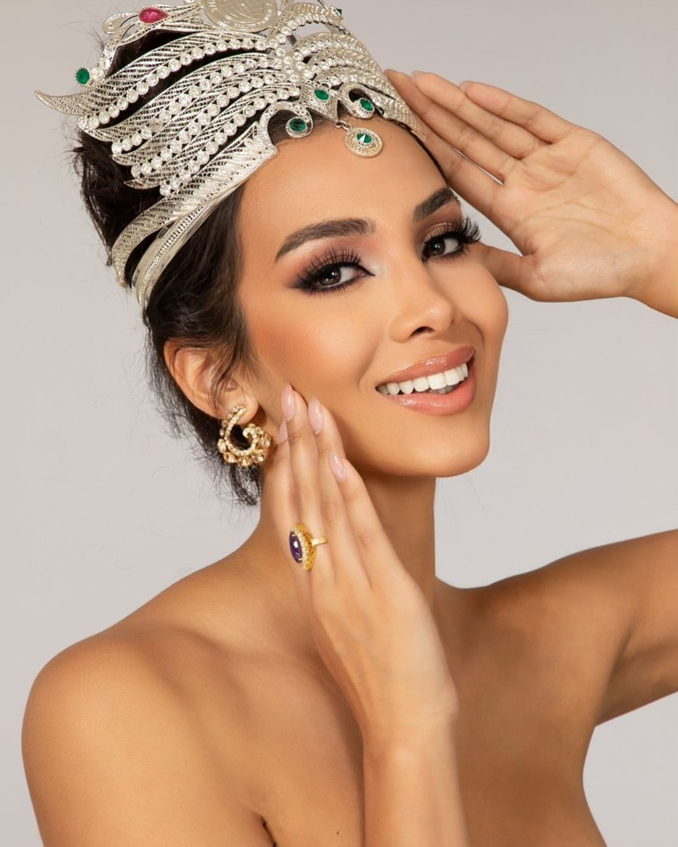 Miss Mundo Colombia con corona